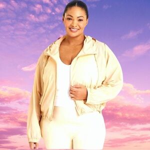 🆕All in Motion Women’s plus-size Beige full-zip hooded Windbreaker Jacket❤️❤️3X